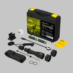 Armytek Viking Pro utökad uppsättning / varm / fullt utrustad uppsättning för taktiska uppgifter: Ficklampa, två 18650 litiumjonbatterier, magnetisk USB-laddare, magnetiskt fäste, magnetisk fjärrströmbrytare, två färgfilter - Ficklampa